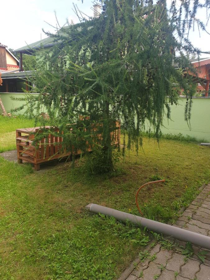 Zseki Apartman Hajdúszoboszló Екстериор снимка