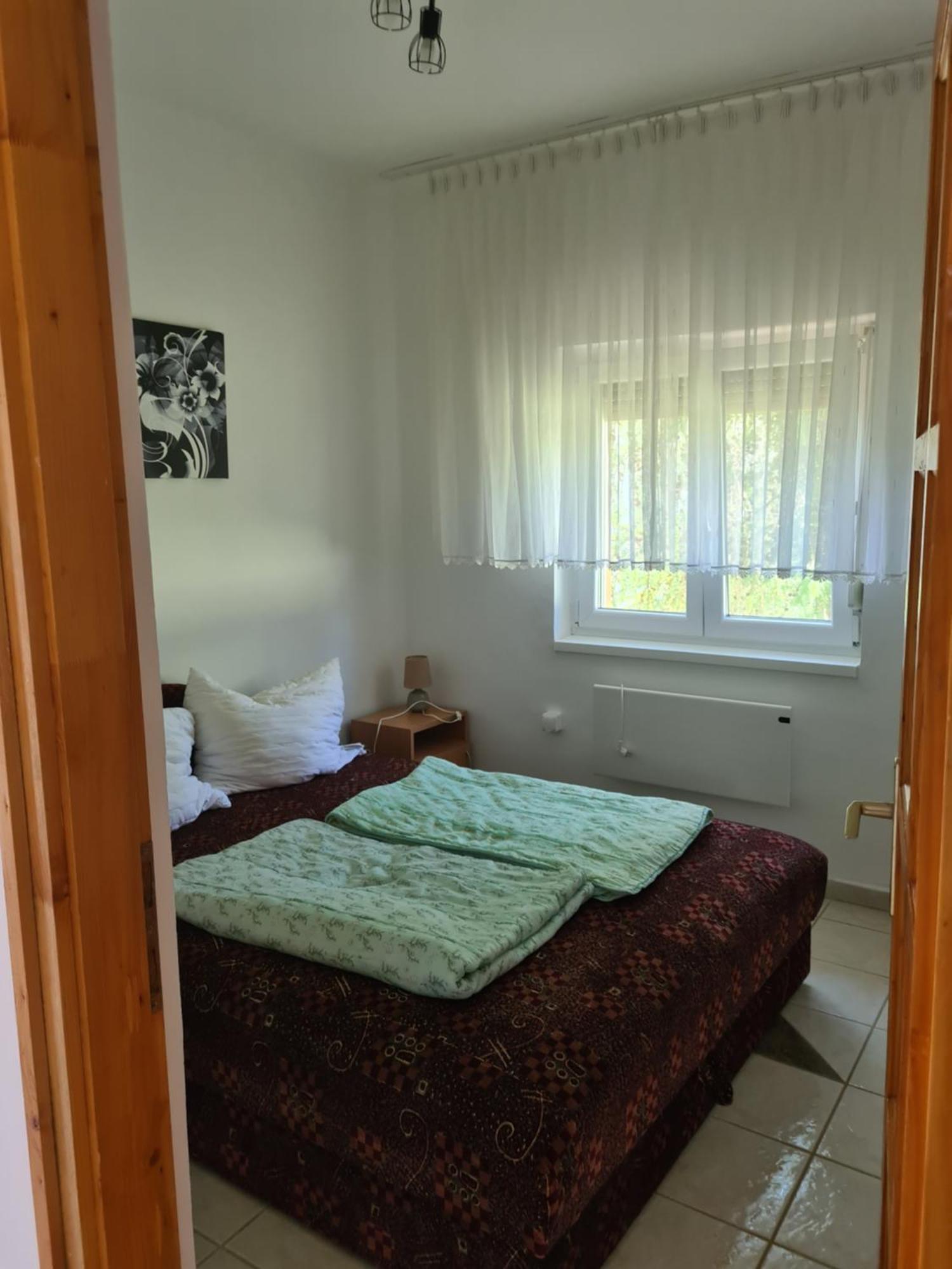 Zseki Apartman Hajdúszoboszló Екстериор снимка
