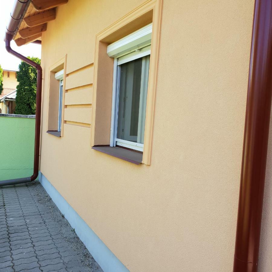 Zseki Apartman Hajdúszoboszló Екстериор снимка